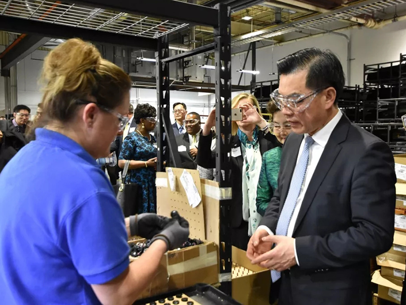 中國駐紐約總領(lǐng)事黃屏大使：非常高興看見福耀在美的發(fā)展，Unbelievable！